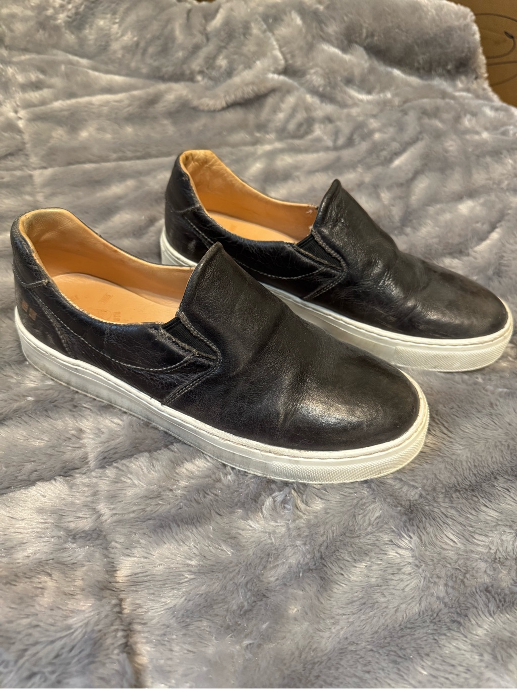 Bedstu Hermione Black Leather Slip-On Sneakers With White Sole